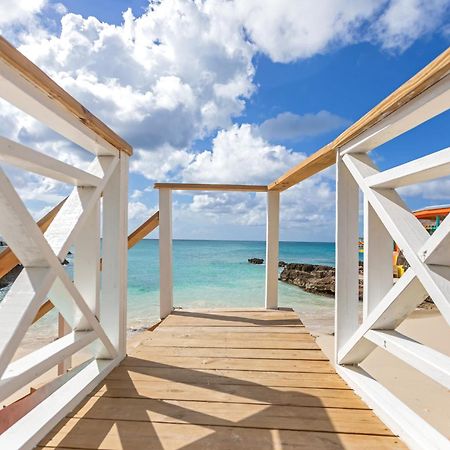 Maho Beach House - Petite Studio - Beach Access Екстериор снимка