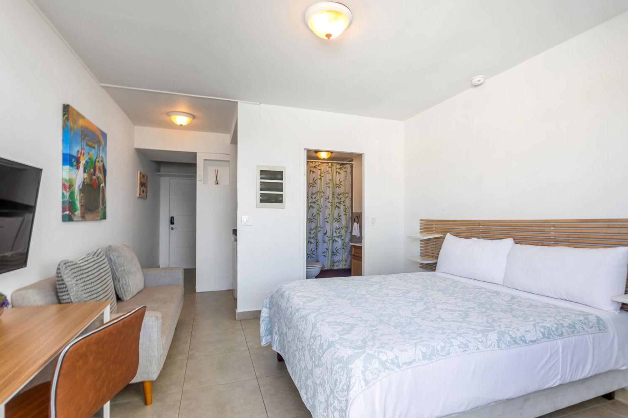Maho Beach House - Petite Studio - Beach Access Екстериор снимка